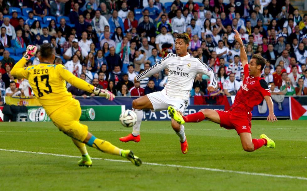 Ronaldo mette il piede sul cross di Bale: 1-0. Epa